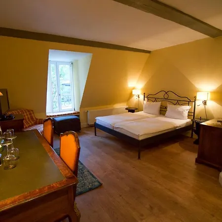Morrhof Hotel *